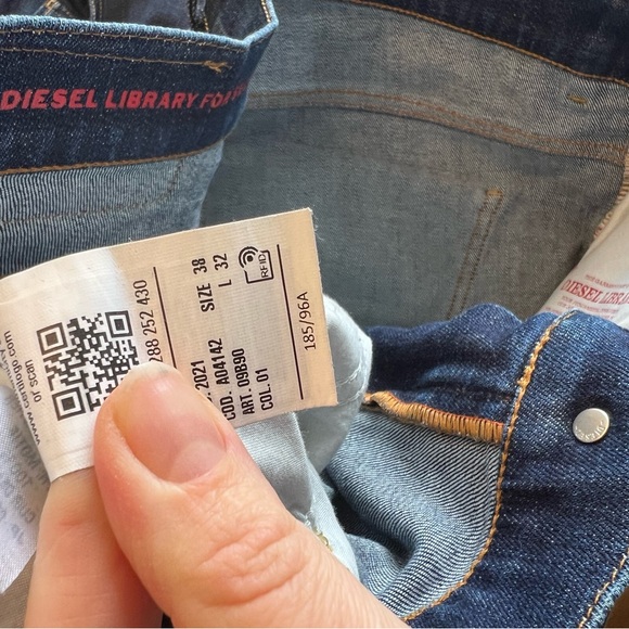 Diesel Jeans size 38 by 32 length - Picture 2 of 3